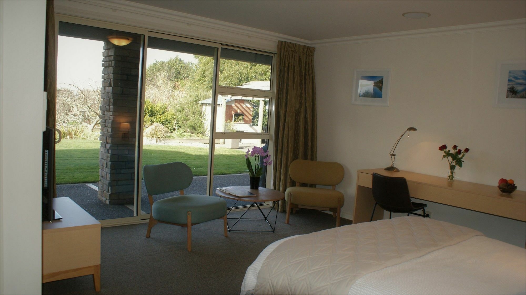Chalet Eiger Taupo Bagian luar foto